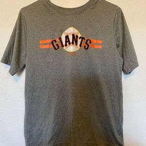 MLB Giants children’s shirt